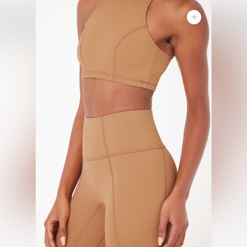 GIGI C Devon Top